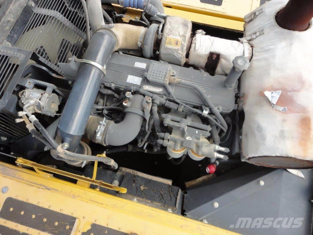 Komatsu PC 350 LC-8 Pásové rýpadlá