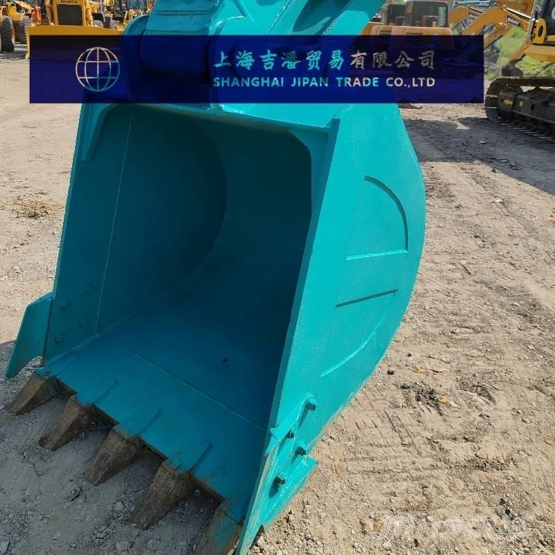 Kobelco 210 Pásové rýpadlá