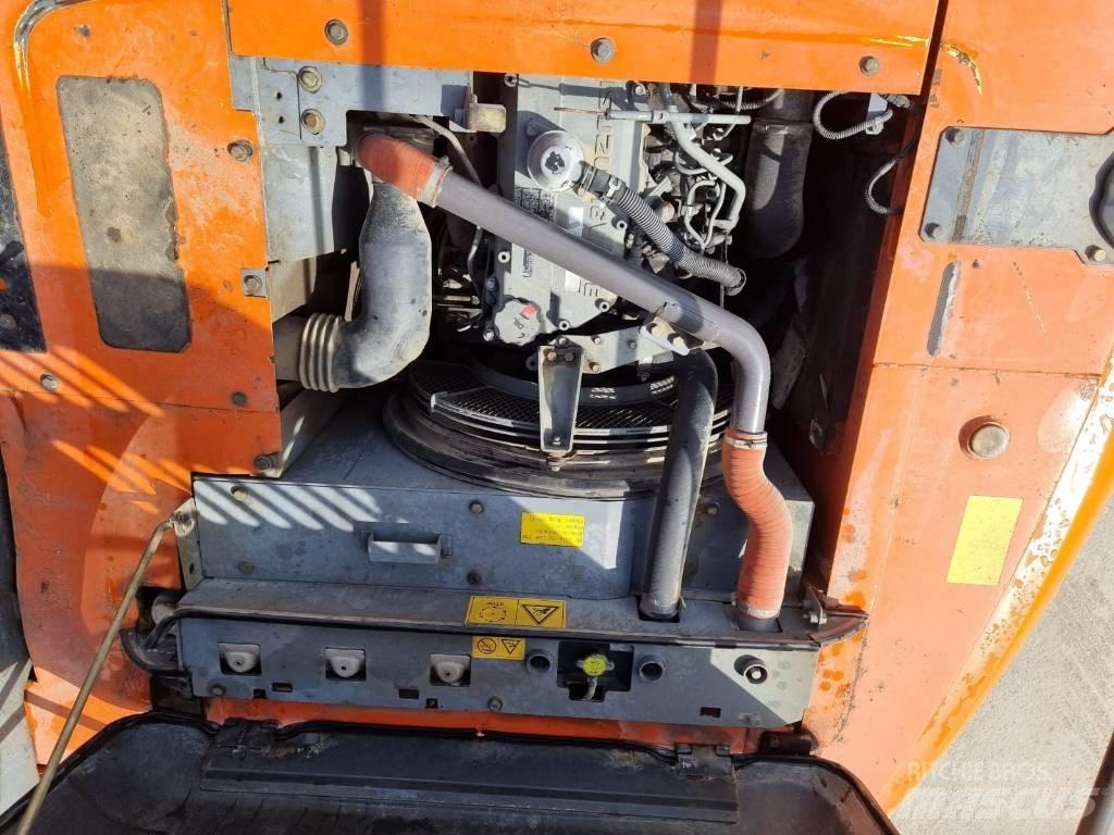 Hitachi ZX 210 LC-3 Pásové rýpadlá