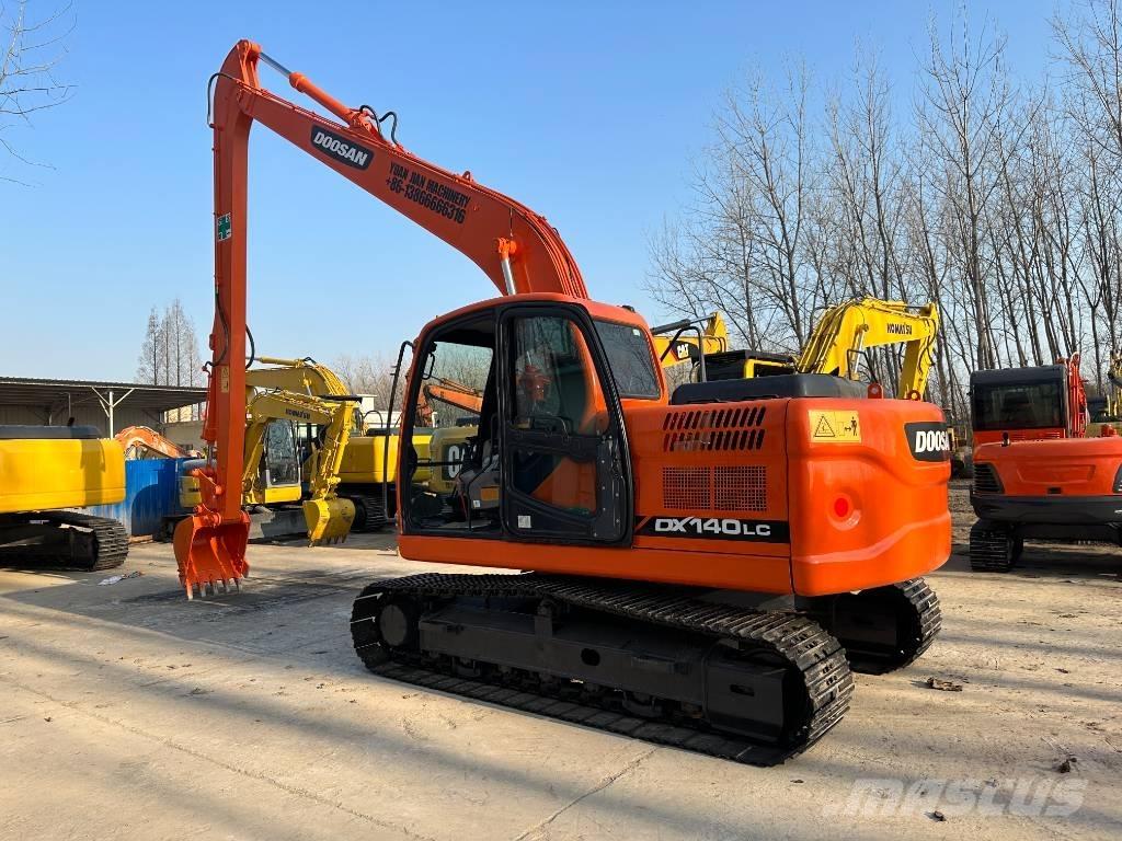 Doosan DX140 Pásové rýpadlá