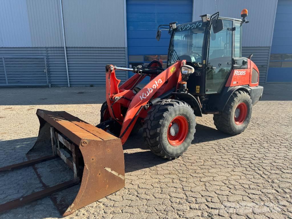 Kubota R085 Kolesové nakladače