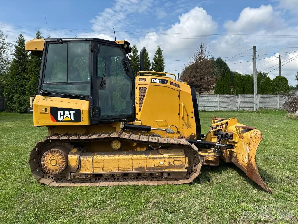 CAT D 4 K 2 XL Pásové dozéry