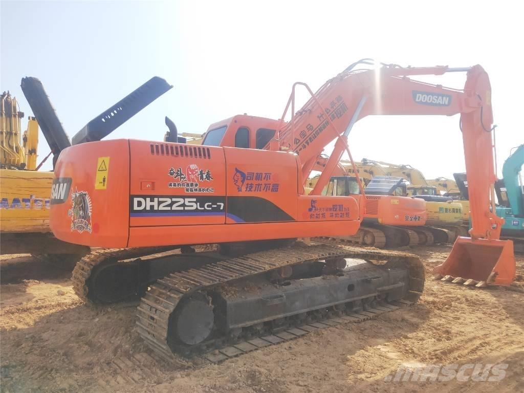 Doosan DH225LC-7 Pásové rýpadlá
