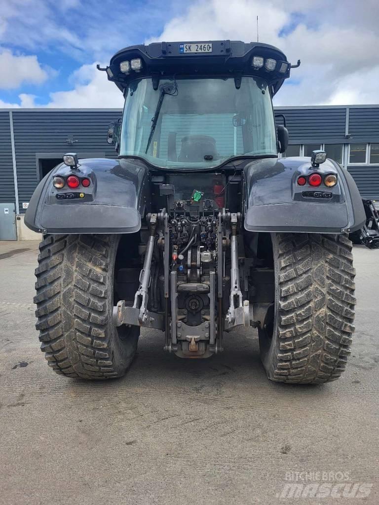 Valtra S 233 Traktory