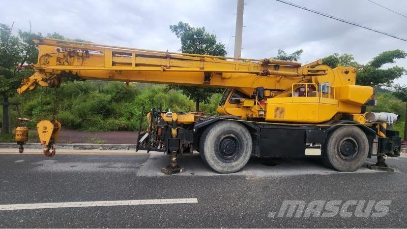 Kobelco RK 250-3 Žeriavy pre ťažký terén
