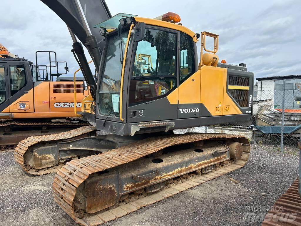 Volvo EC 250 EL Pásové rýpadlá