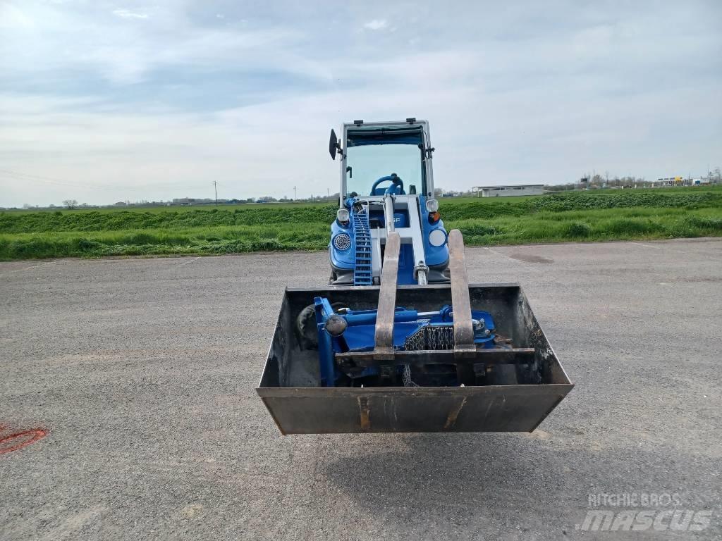 Multione SL840 4WD Šmykom riadené nakladače