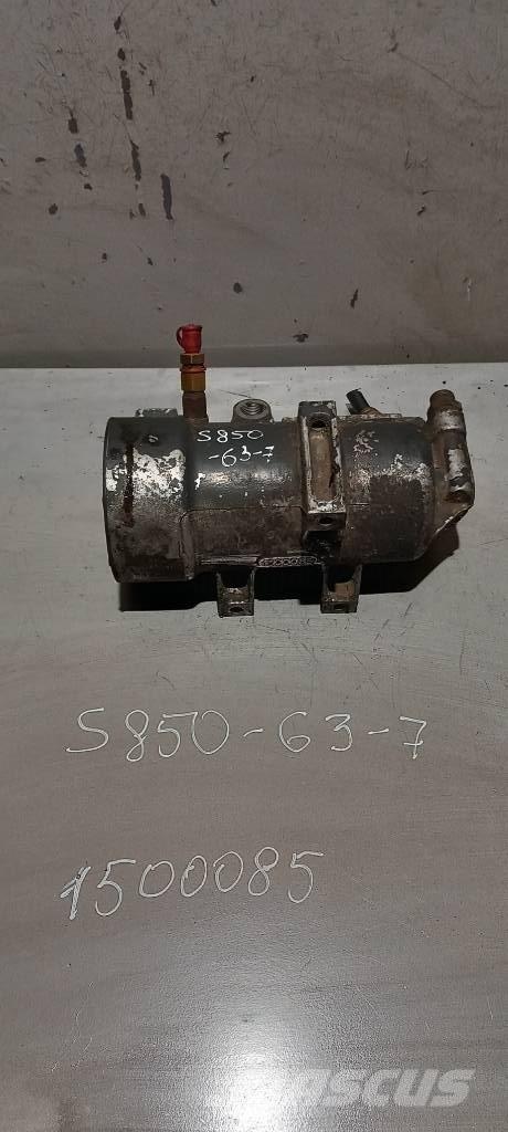 Scania R 440.    1755066 Motory