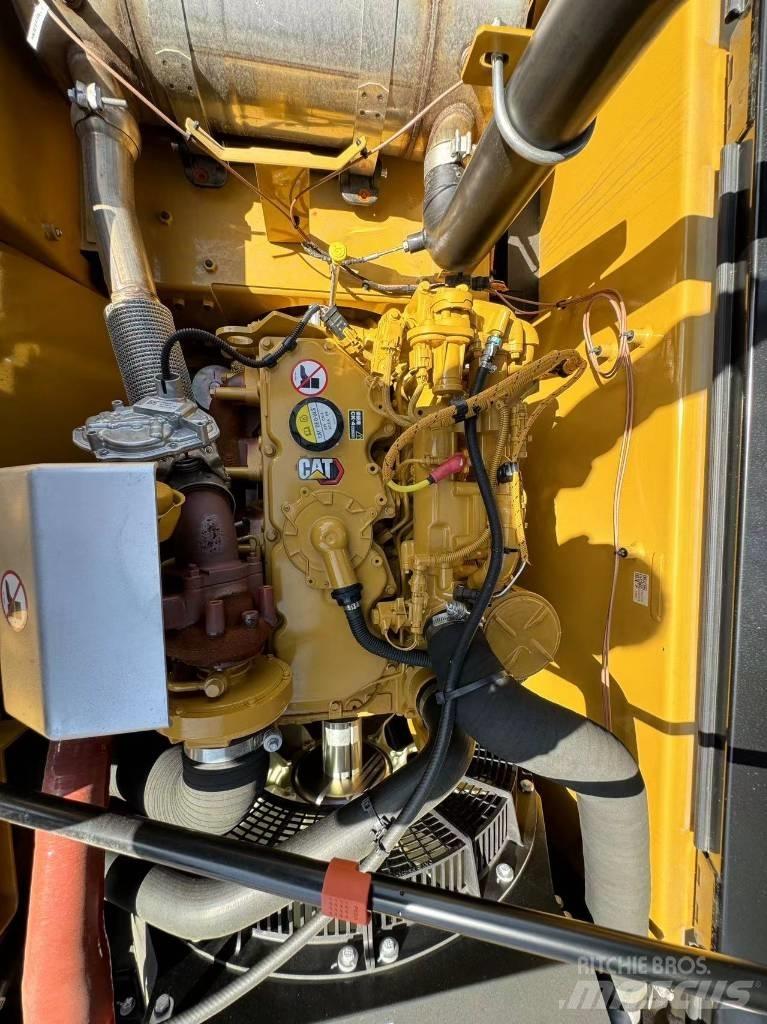 CAT 320GX Pásové rýpadlá