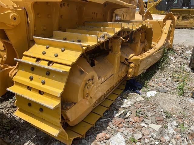 CAT D 7 G Pásové dozéry