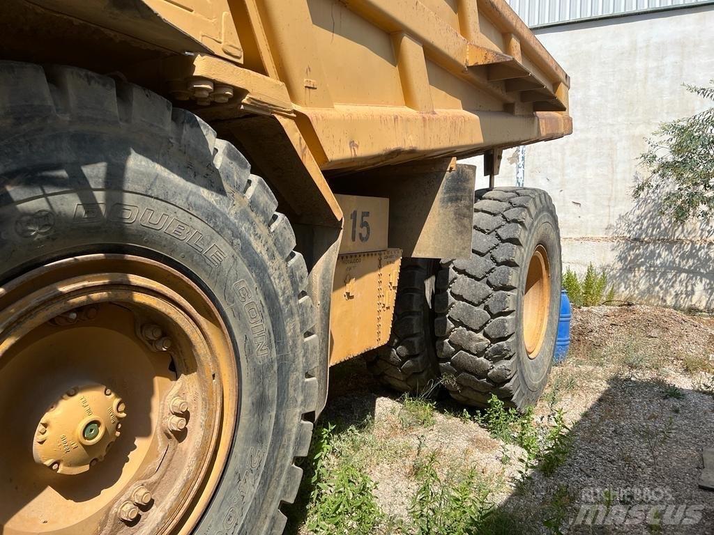 CAT 773 D Pevné dempry