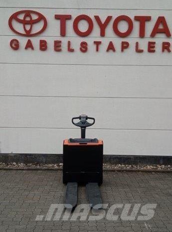 Toyota LWE 200 Ručne vedené vysokozdvižné vozíky