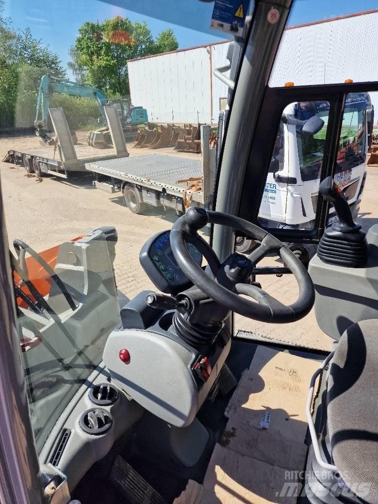 Atlas AR 580 Kolesové nakladače