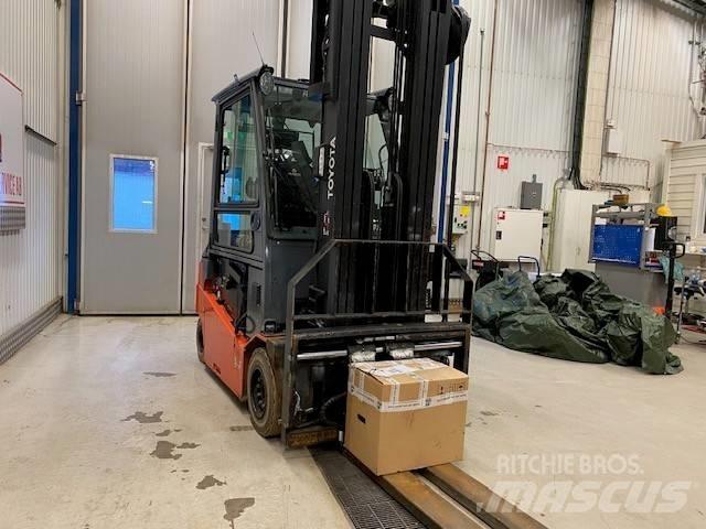 Toyota 8 FBMT 35 Akumulátorové vozíky