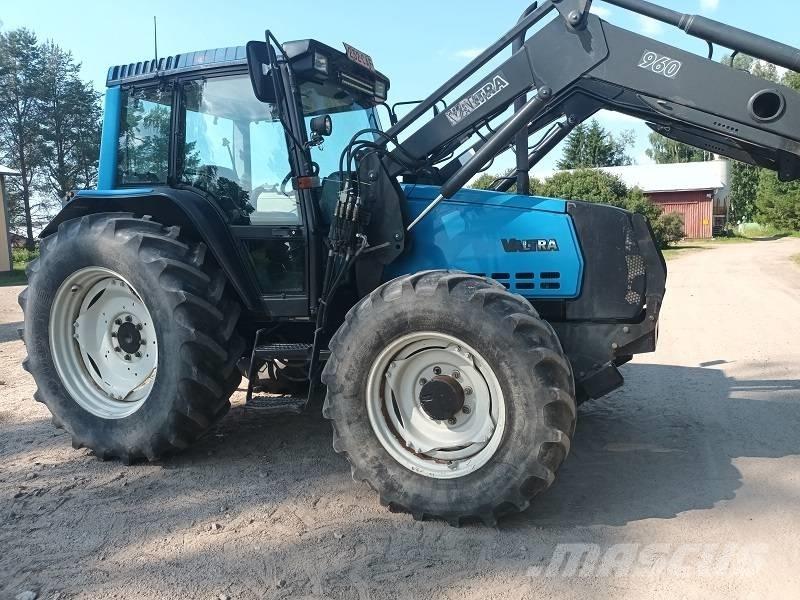 Valtra 6400 Traktory