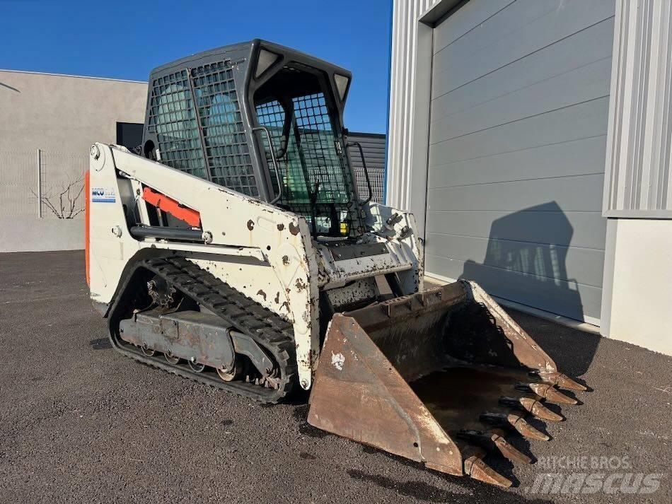 Bobcat T 110 Pásové nakladače