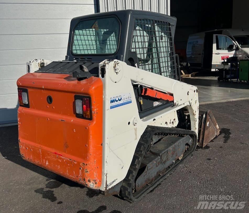 Bobcat T 110 Pásové nakladače