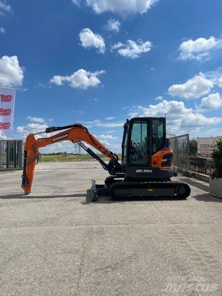 Doosan DX55r Mini rýpadlá < 7t