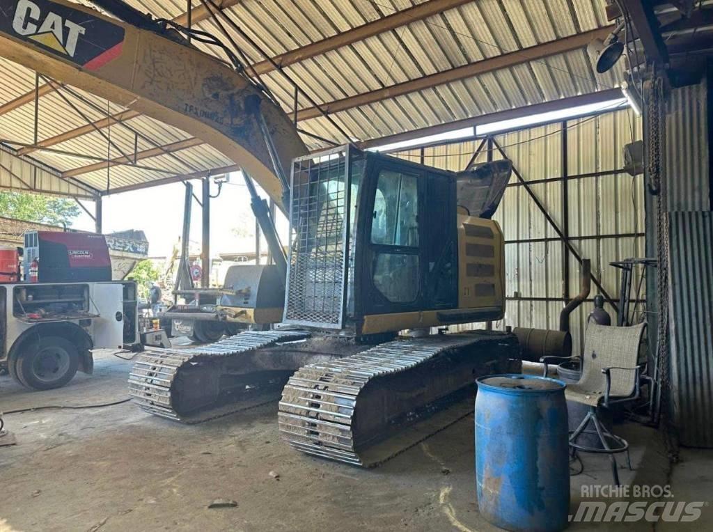 CAT 320 EL Pásové rýpadlá