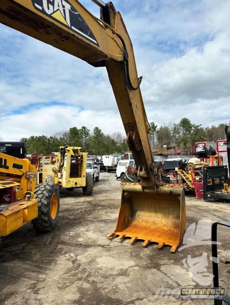 CAT 320 B L Pásové rýpadlá