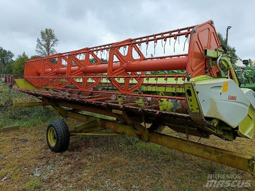 CLAAS Tucano 450 Kombinované zberacie stroje