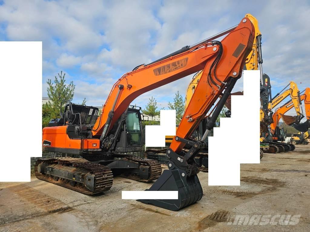 Doosan DX 220LC-5 Midi rýpadlá 7 t - 12 t