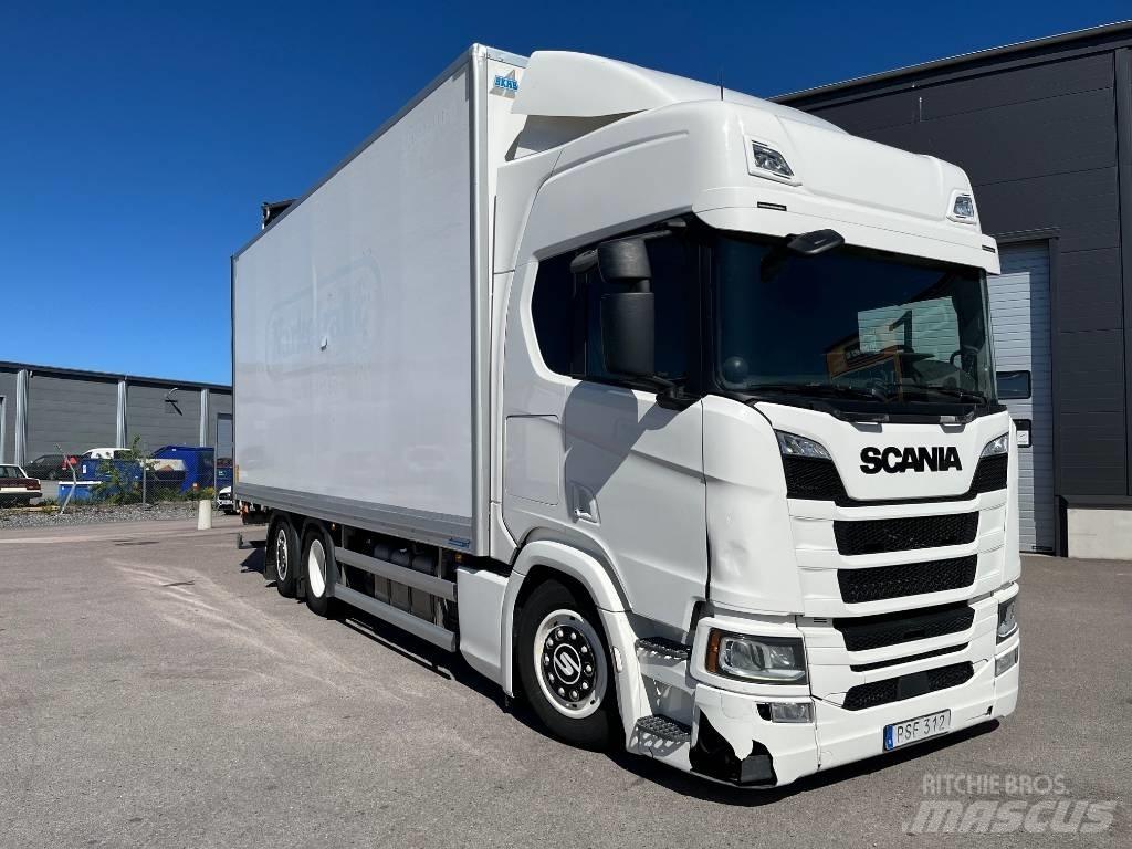 Scania R500B6X2*4NB Skriňová nadstavba