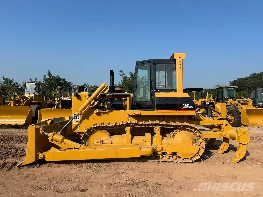 CAT D6G Pásové dozéry