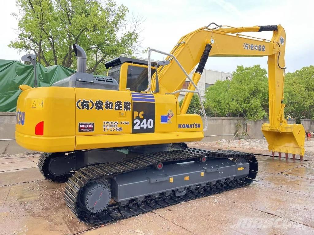 Komatsu PC 240LC-8 Pásové rýpadlá