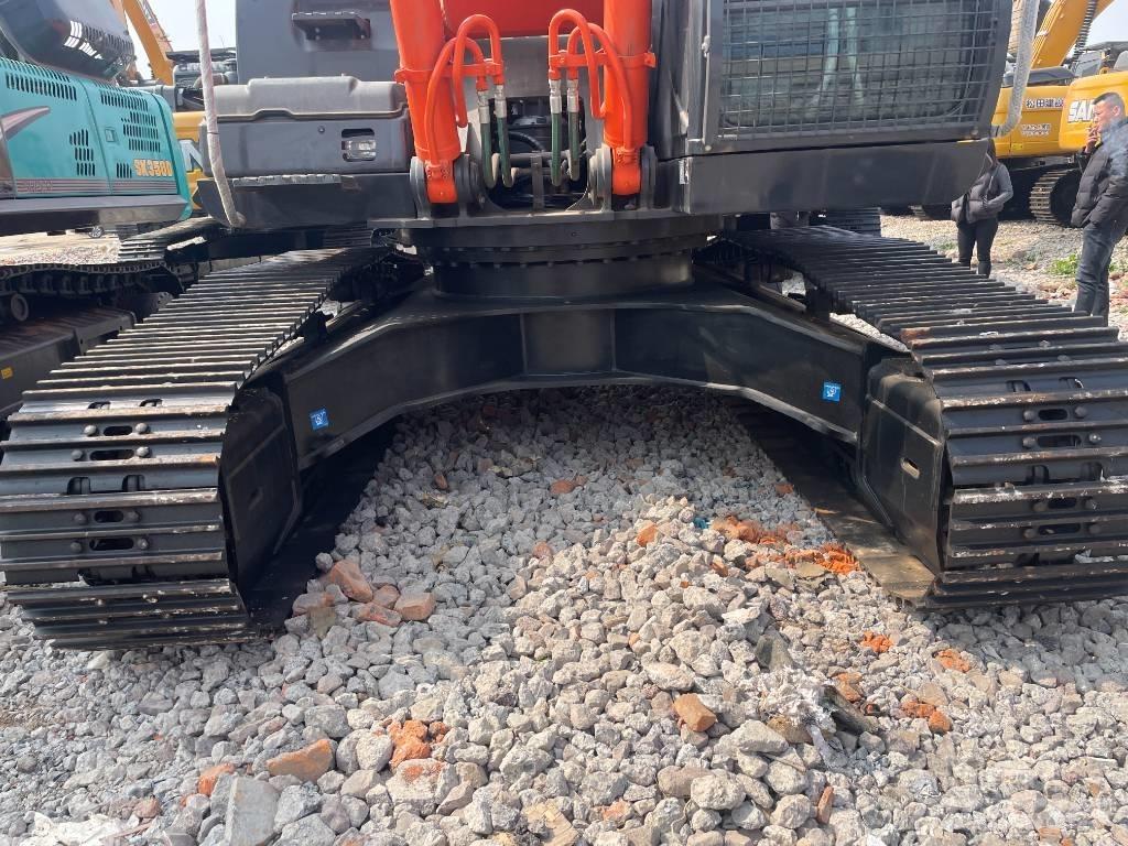 Hitachi ZX 360 Pásové rýpadlá