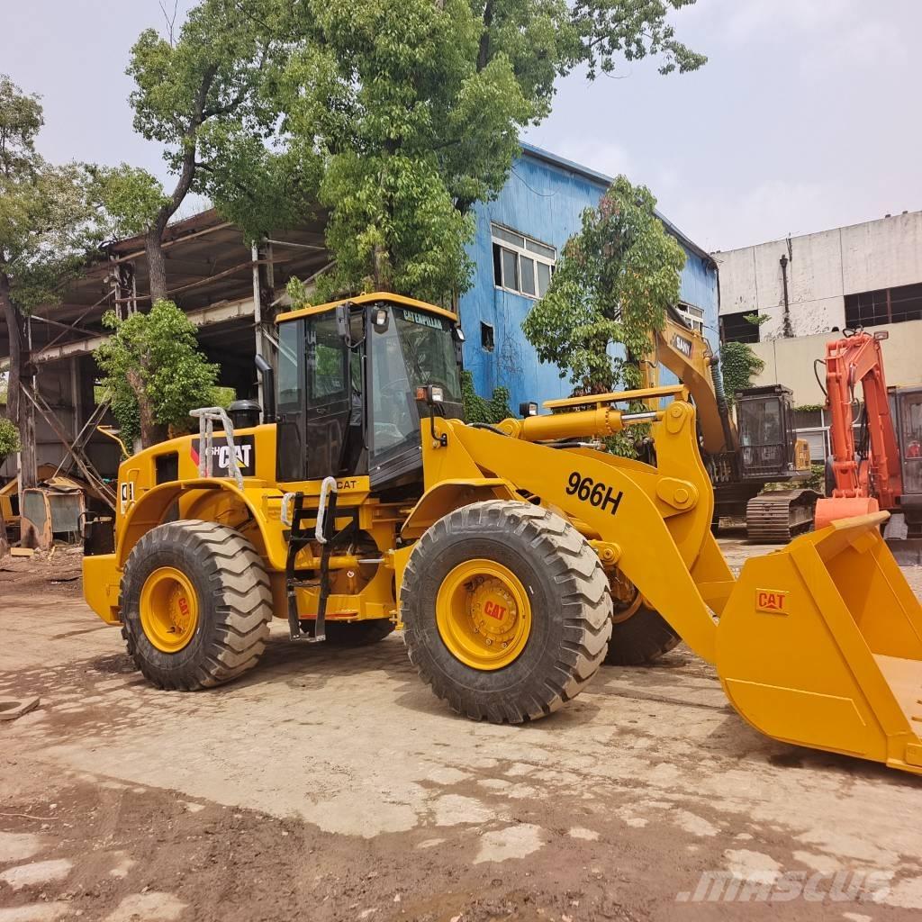 CAT 966 H Kolesové nakladače