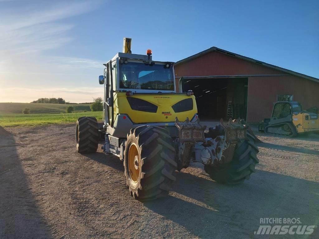 Menzi Muck M545 Kolesové rýpadlá