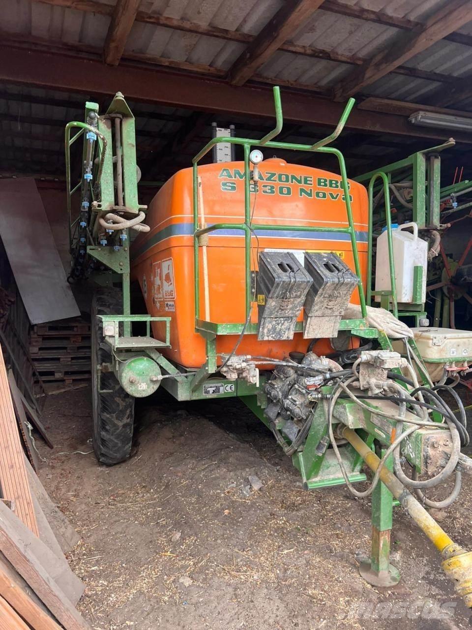 Amazone S330 Nova Ťahané postrekovače