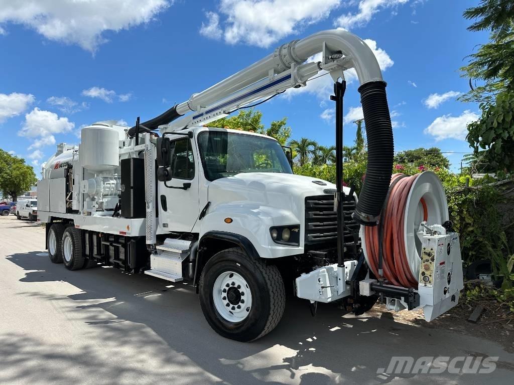 Freightliner 114 SD Kombinované/Čerpacie cisterny