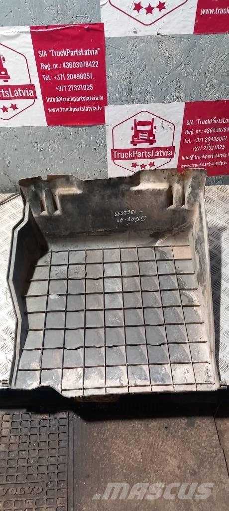 Scania 94 D.    1362693 Podvozky a zavesenie kolies