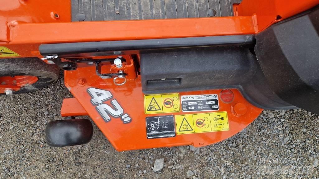 Kubota Z 122 RKW Kosačky s nulovým polomerom otáčania