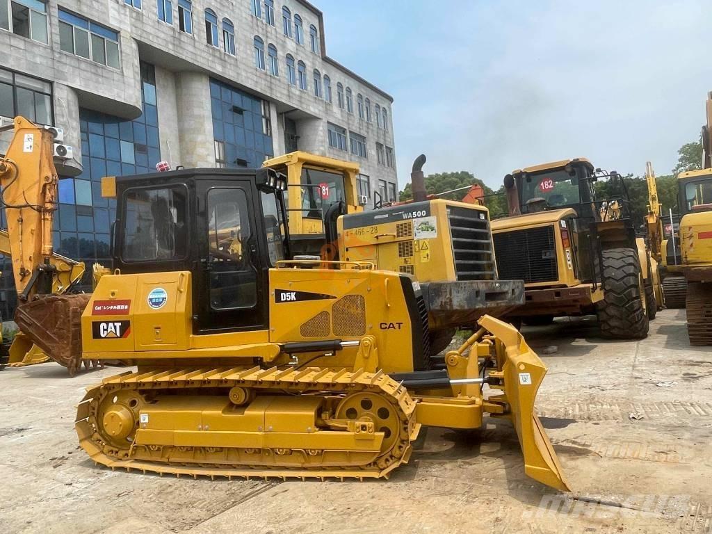 CAT D 5 K Pásové dozéry