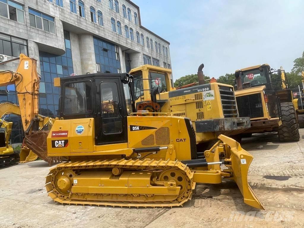 CAT D 5 K Pásové dozéry