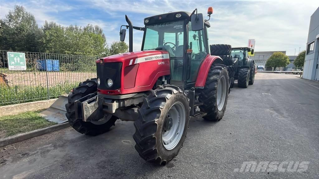 Massey Ferguson 5470 Traktory