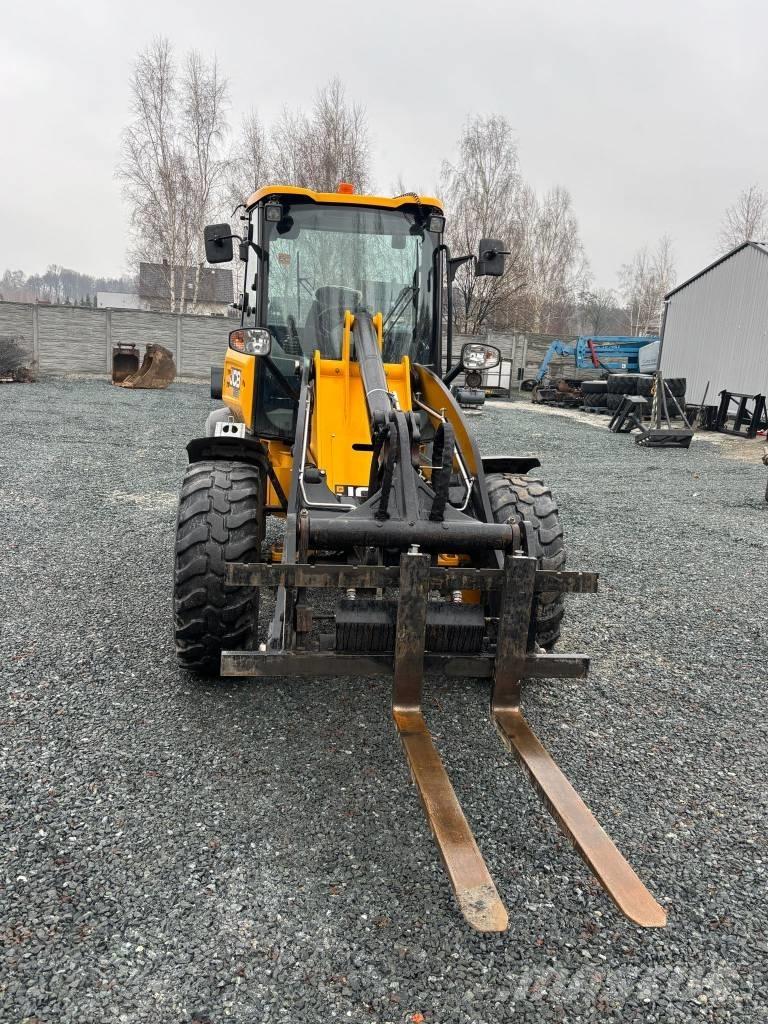 JCB 409SV Kolesové nakladače