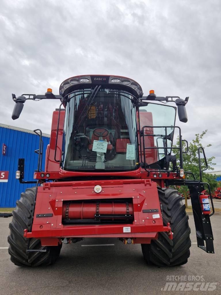 Case IH AF 7150 Kombinované zberacie stroje