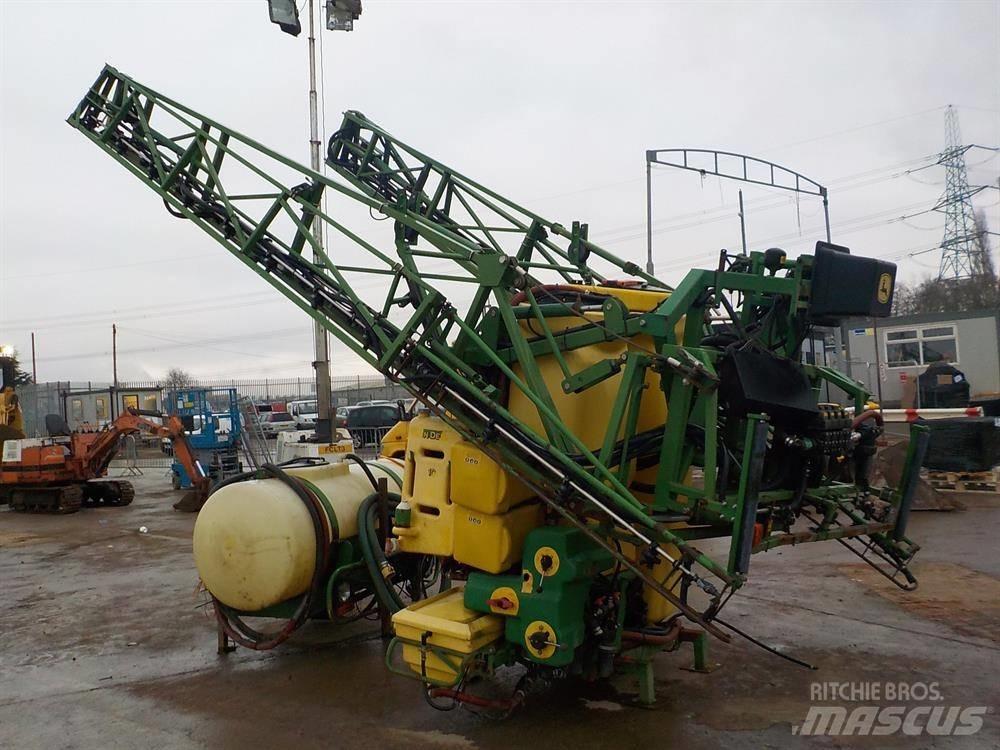 John Deere 510 Ťahané postrekovače