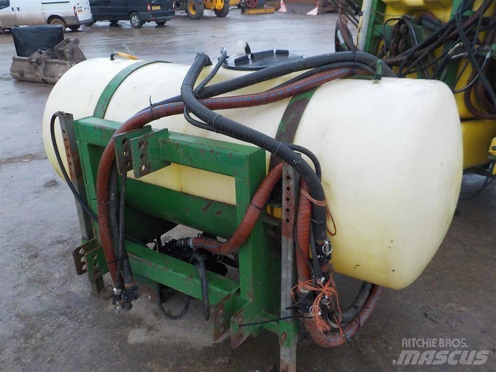 John Deere 510 Ťahané postrekovače