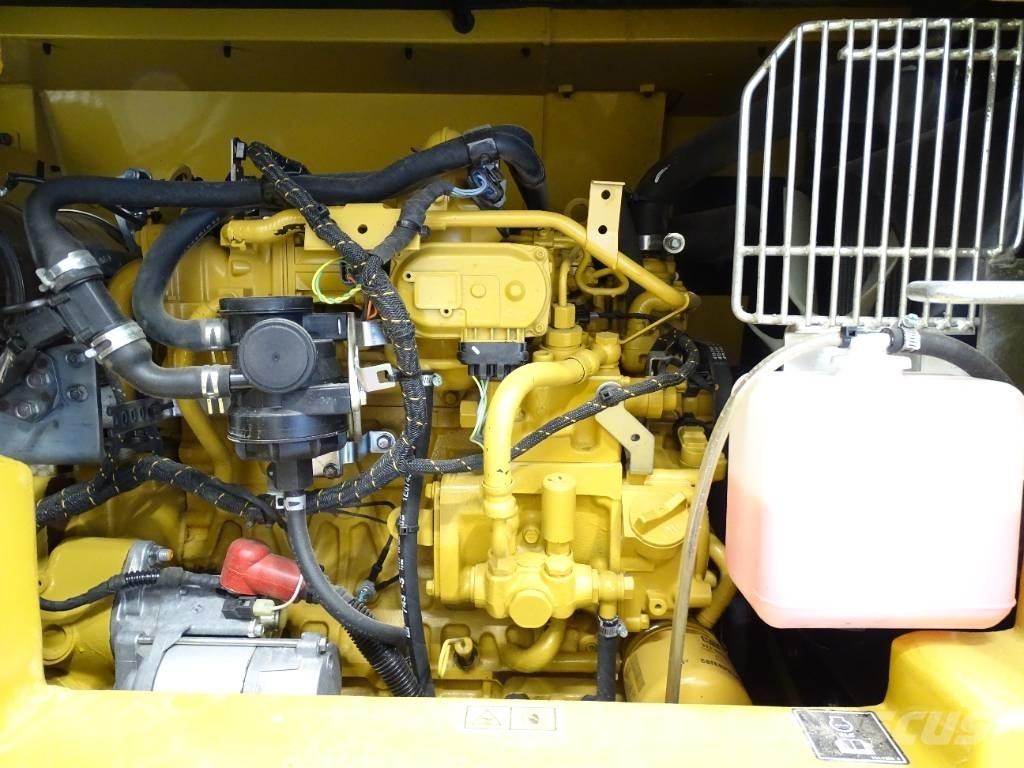 CAT 306 CR Mini rýpadlá < 7t
