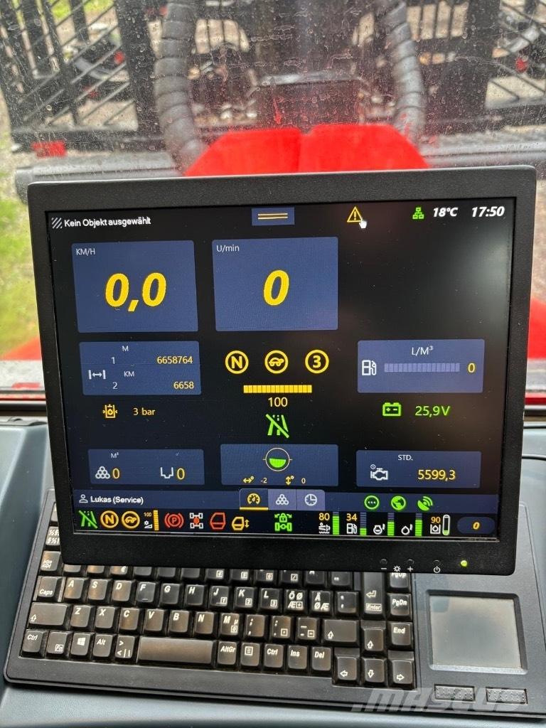 Komatsu 875 Lesné traktory