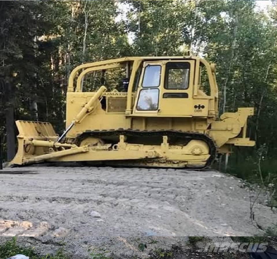 Komatsu D 85 A-12 Pásové dozéry