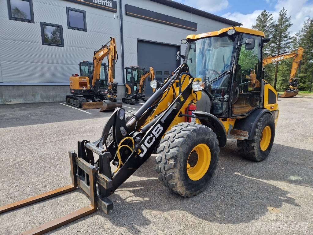 JCB 406 T4 Kolesové nakladače