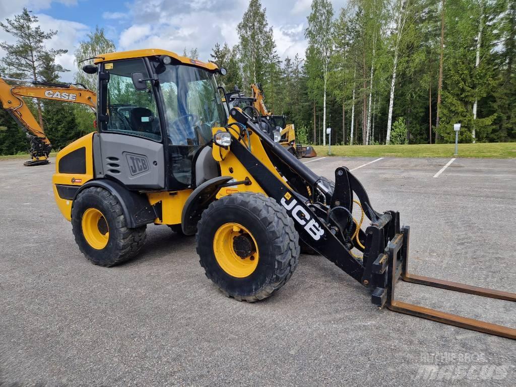 JCB 406 T4 Kolesové nakladače