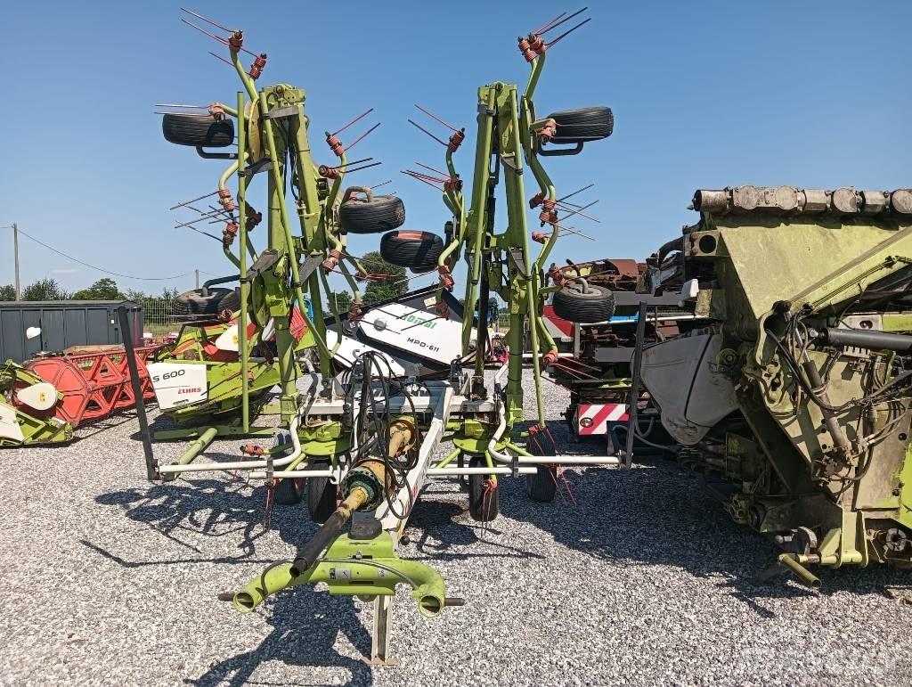 CLAAS Volto 900 T Obracače a zhrabovače sena