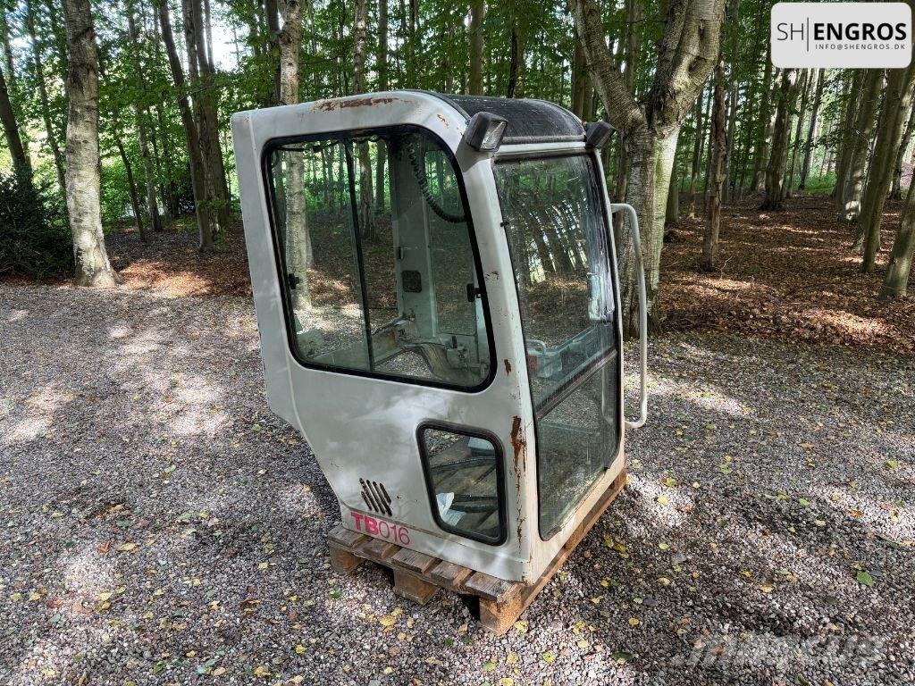 Takeuchi TB 016 Mini rýpadlá < 7t